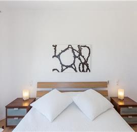 5 Bedroom Villa with Infinity Pool near Super Paradise Beach on Mykonos, Sleeps 10